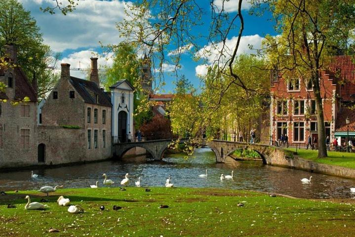 Quay17 Panzió Brugge Kültér fotó